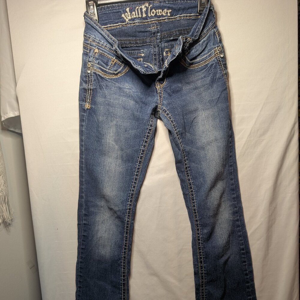 Y2K Wallflower Low Rise Flare Jeans Size 1 - Picture 2 of 16